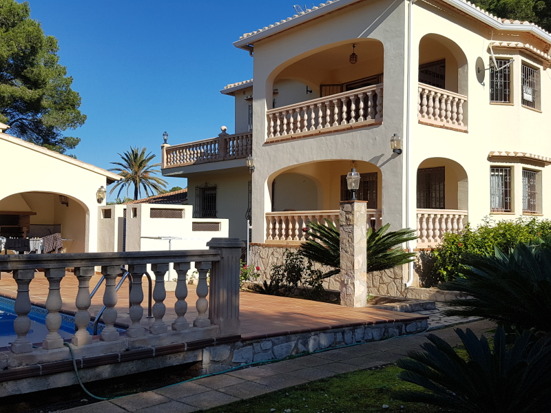 Villa en venta en javea balcon al mar