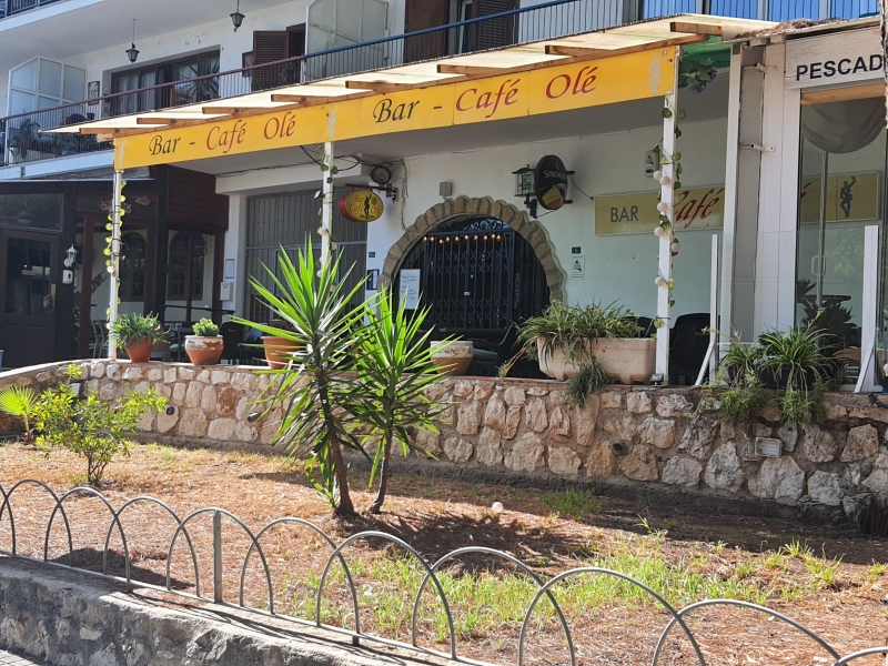 Fabuloso local de bar cerca de la playa de la Marineta en Denia