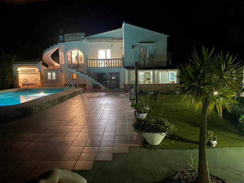 Villa en venta en Benitachell Cumbre del Sol Costa Blanca, España