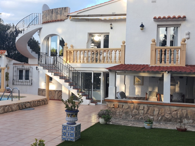 Villa en venta en Benitachell Cumbre del Sol Costa Blanca, España