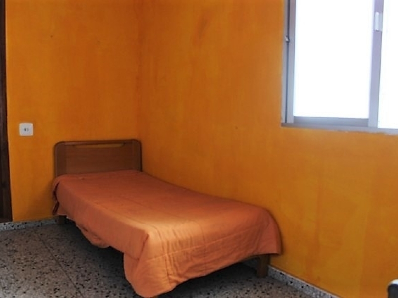 Amplio apartamento de 3 dormitorios en venta en Gata de Gorgos Costa Blanca, España