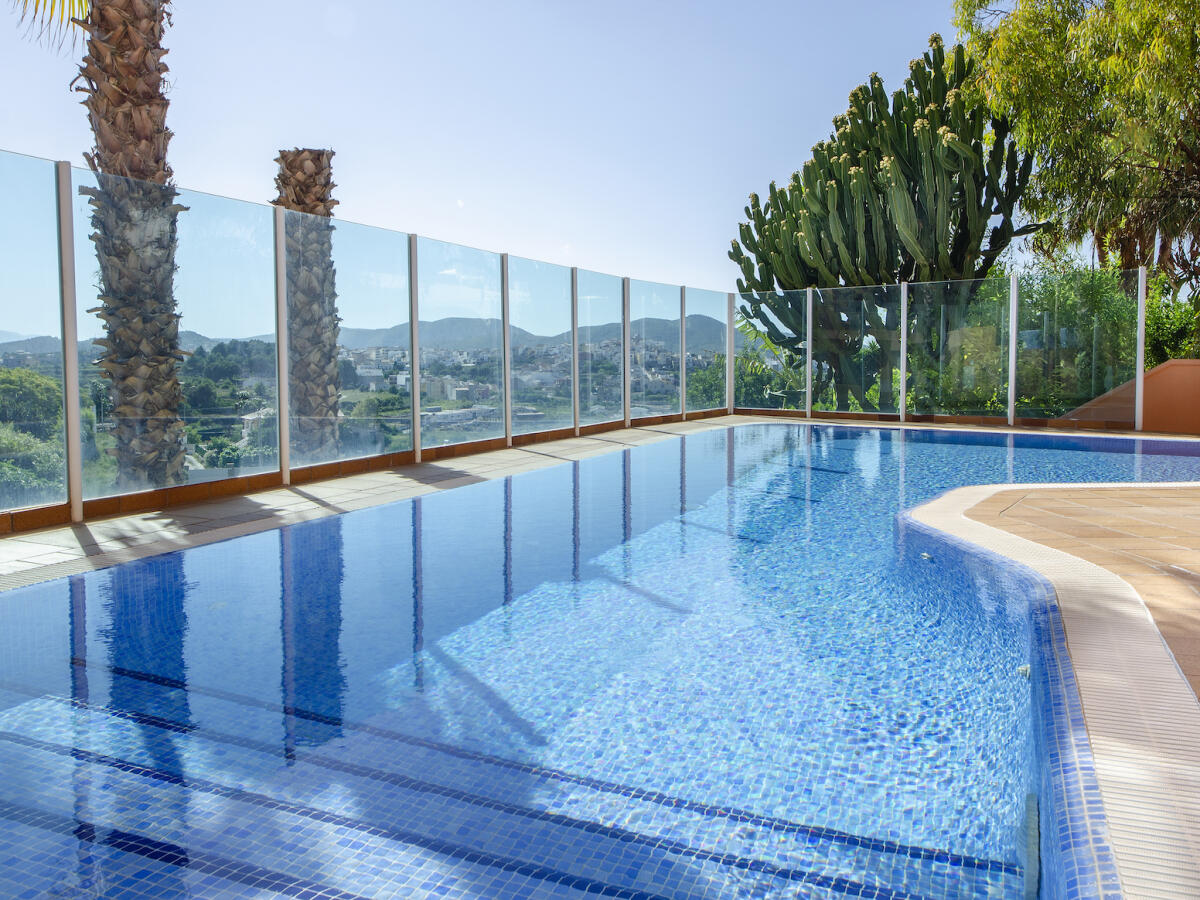 Villa 9 Dormitorios en venta en Benitachell Calistros