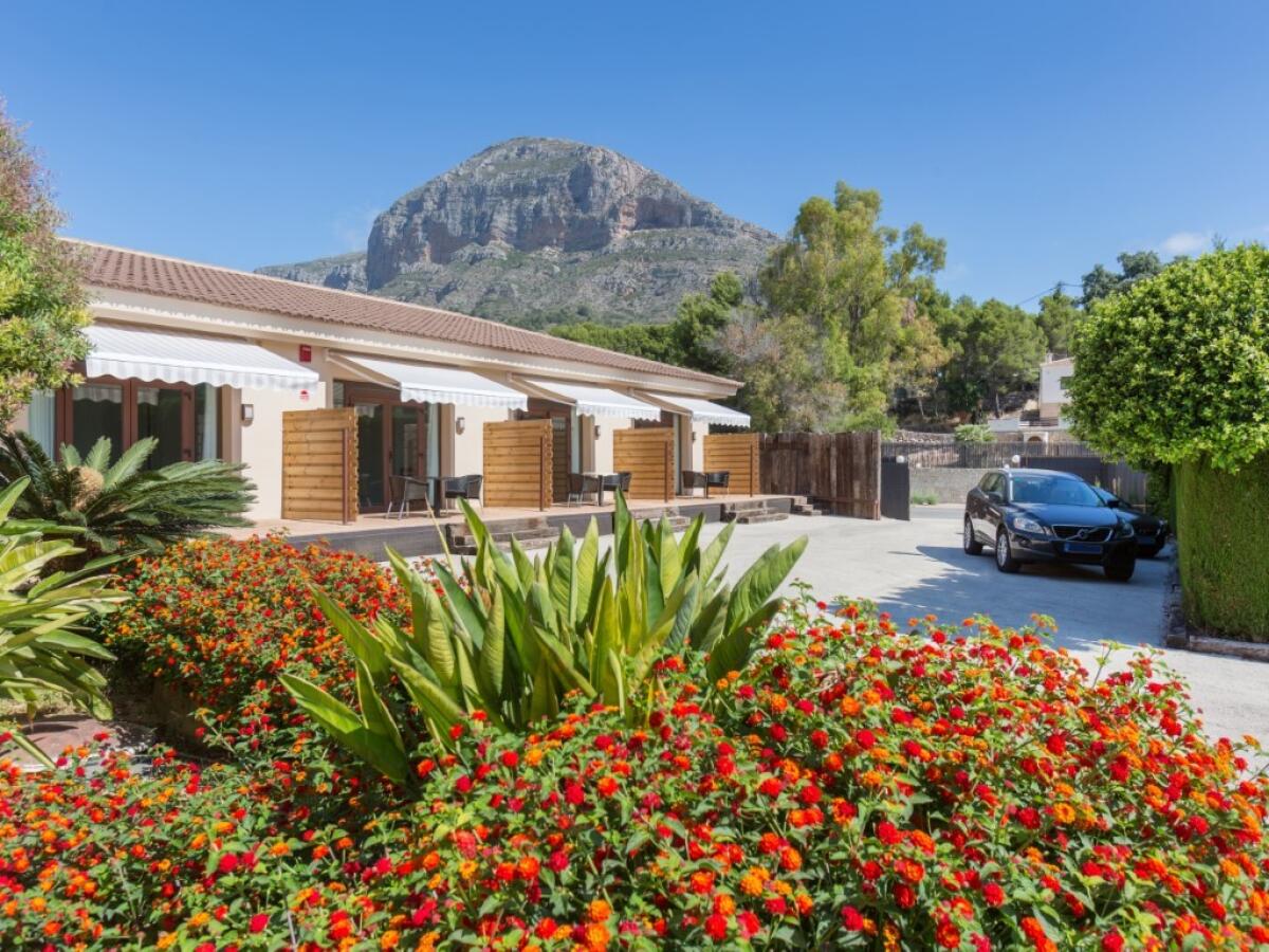 Comercial 16 Dormitorios en venta en Javea