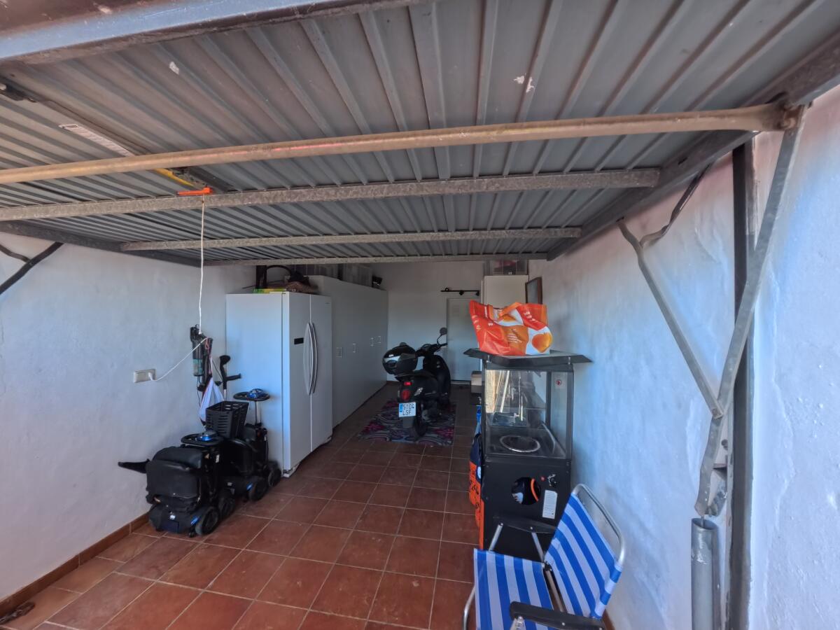 Villa en Las Rotas: Tranquilidad y lujo a pocos minutos del mar