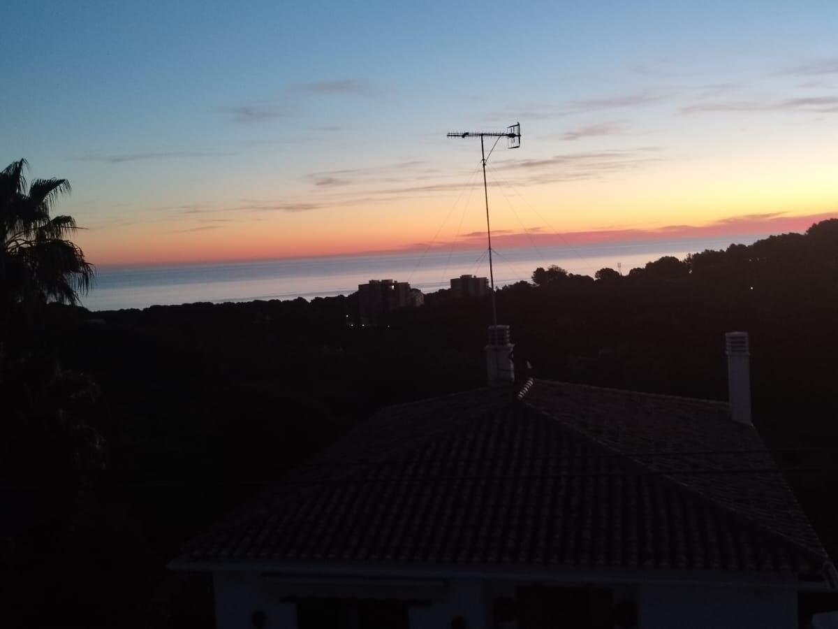 Villa en Las Rotas: Tranquilidad y lujo a pocos minutos del mar