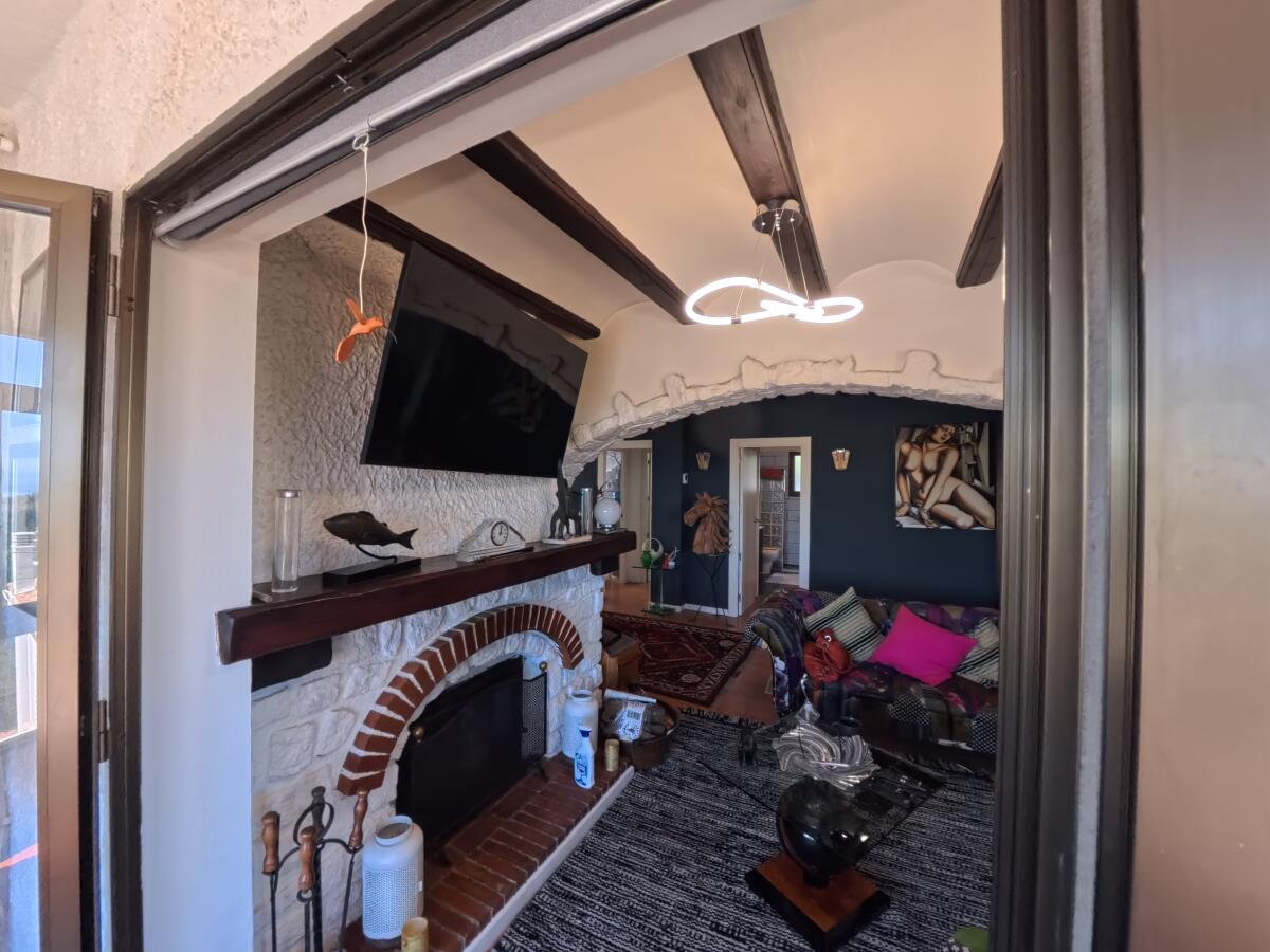 Villa en Las Rotas: Tranquilidad y lujo a pocos minutos del mar