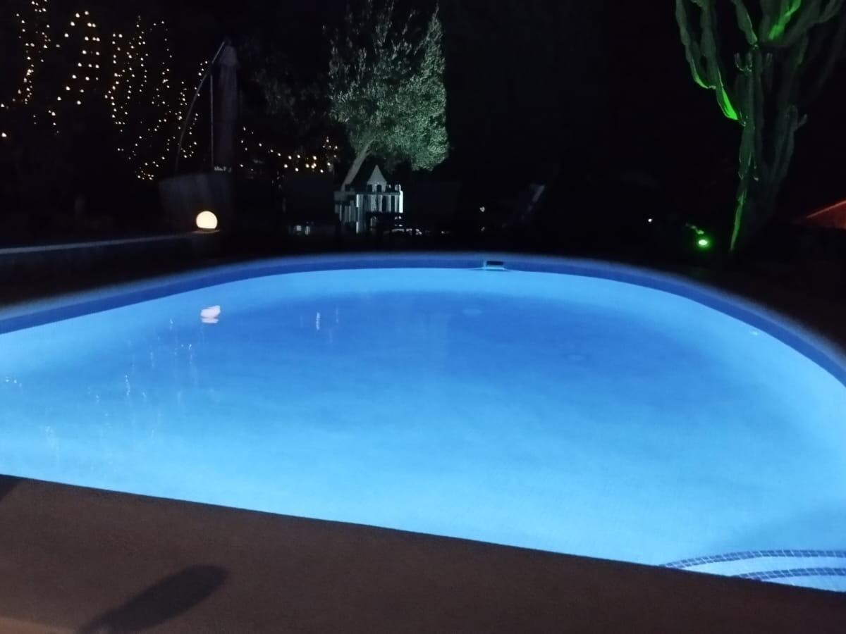 Villa en Las Rotas: Tranquilidad y lujo a pocos minutos del mar