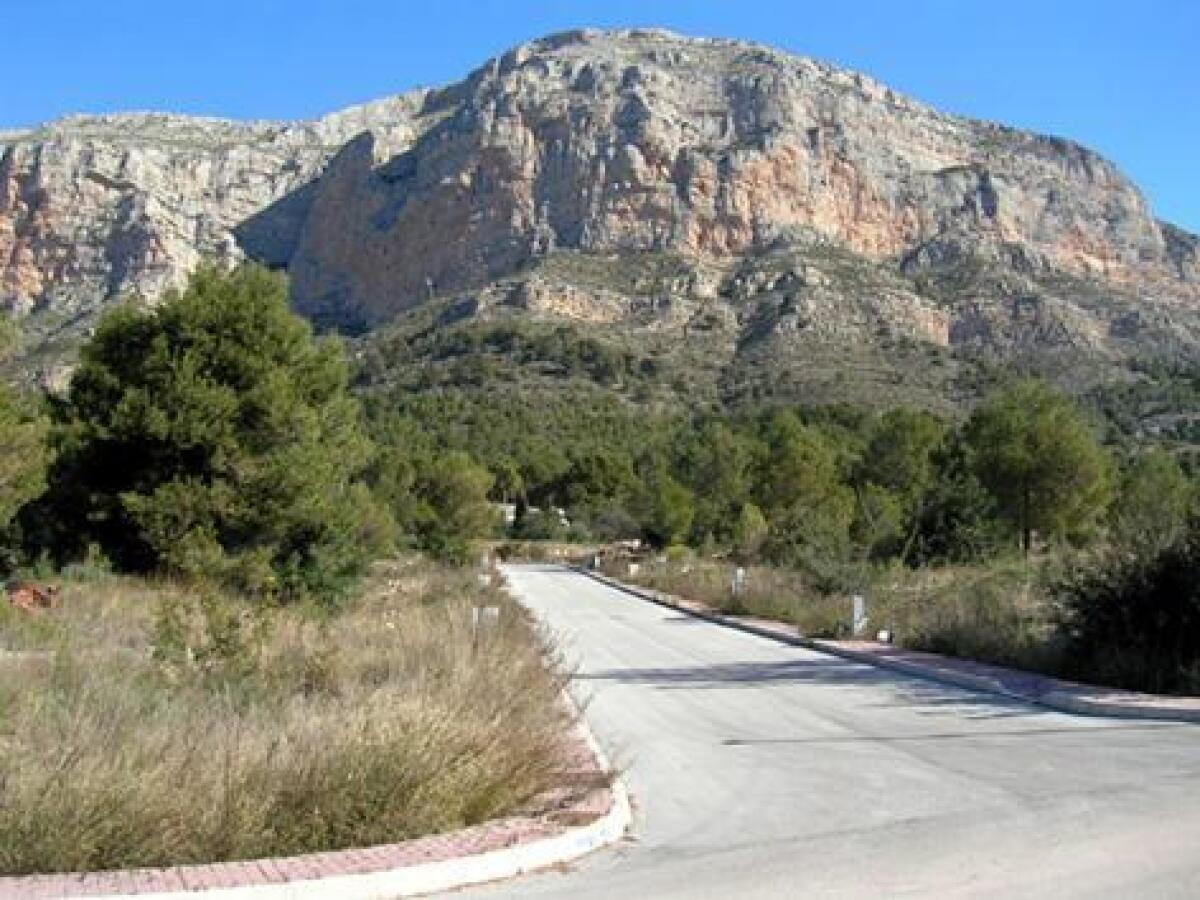 Parcela en venta en Javea Montgó