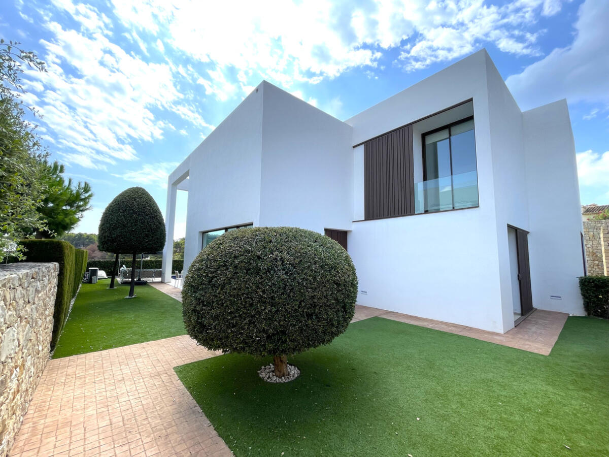 Villa 4 Dormitorios en venta en Moraira