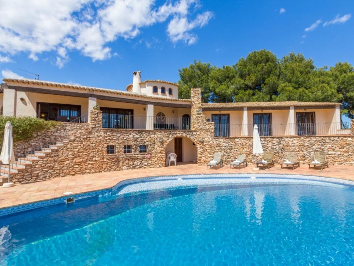 Villa 4 Dormitorios en venta en Calpe Carrio