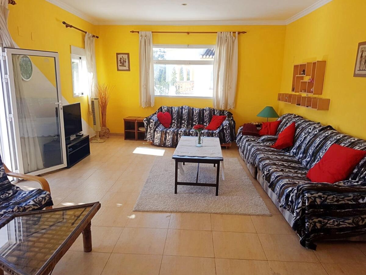 Villa 9 Dormitorios en venta en Javea