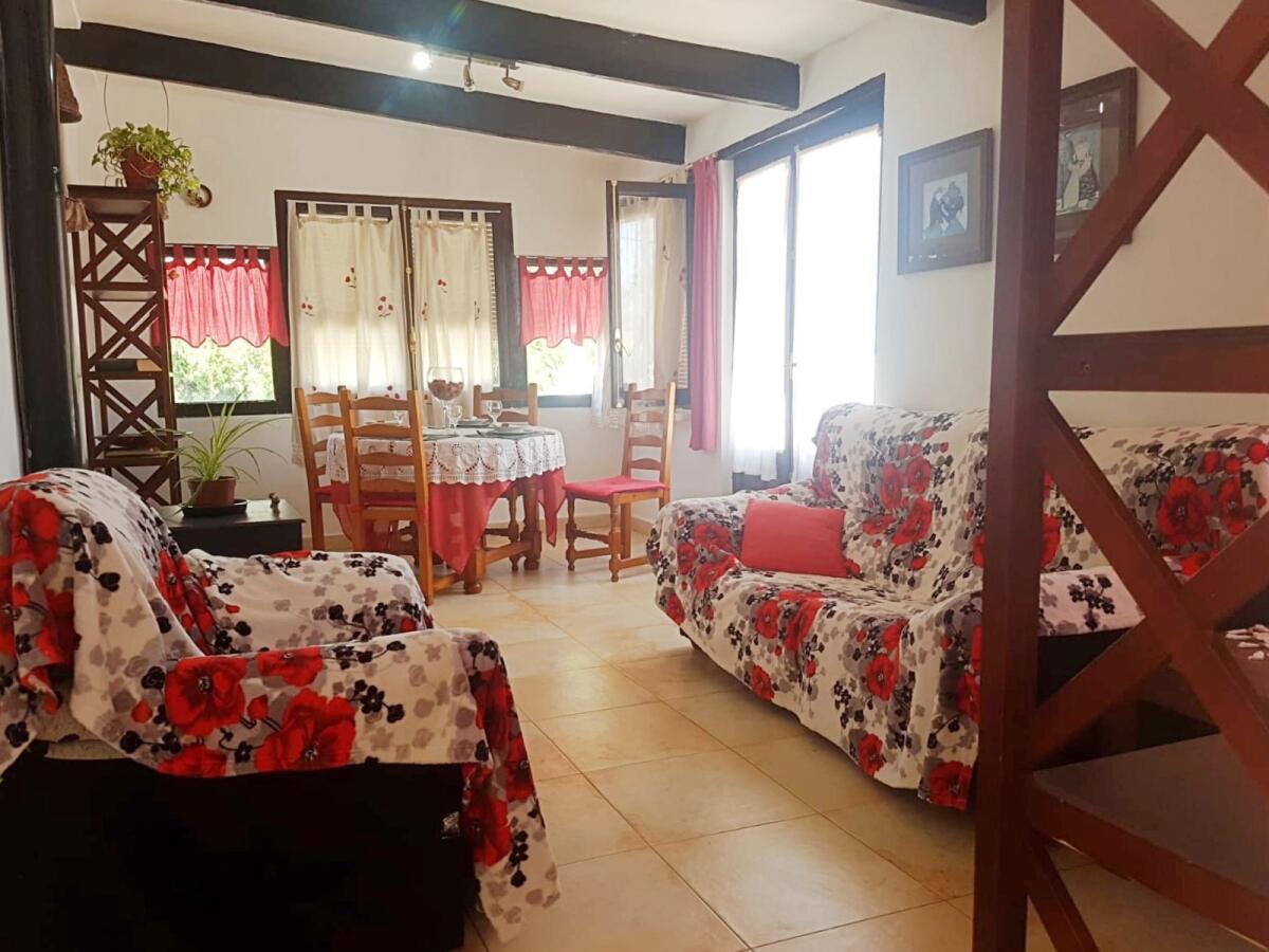 Villa 9 Dormitorios en venta en Javea