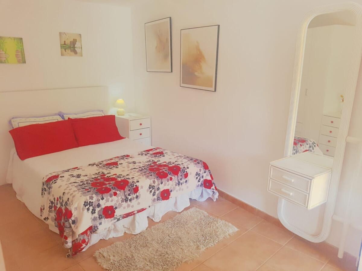 Villa 9 Dormitorios en venta en Javea