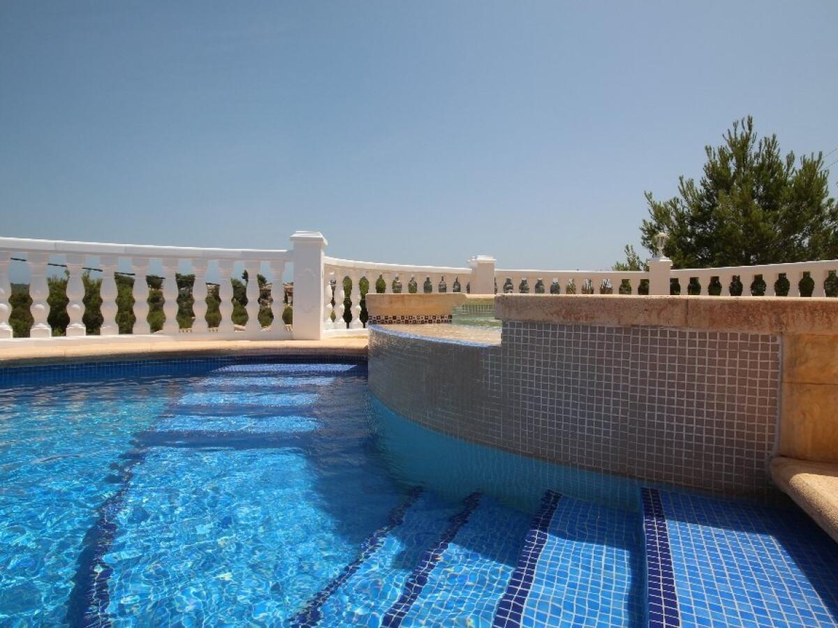 Villa 3 Dormitorios en venta en Javea Granadella