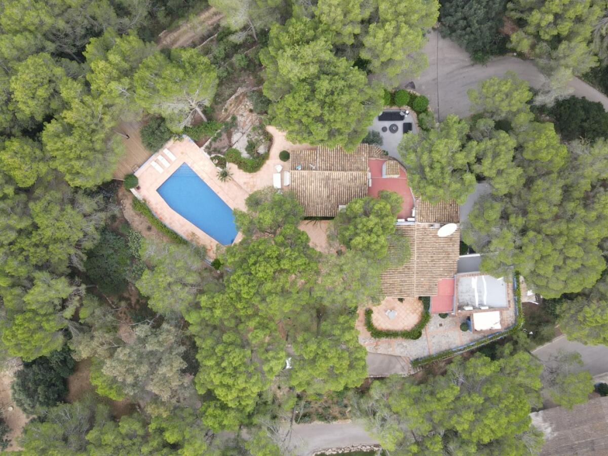 Villa 6 Dormitorios en venta en Denia