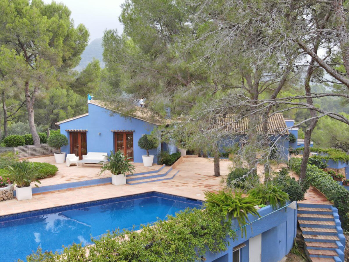 Villa 6 Dormitorios en venta en Denia