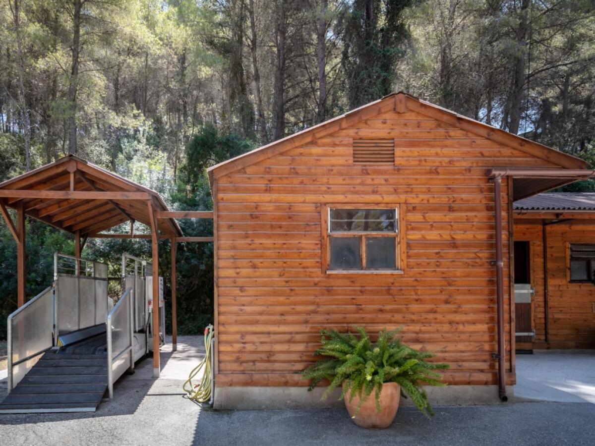 Villa 6 Dormitorios en venta en Denia