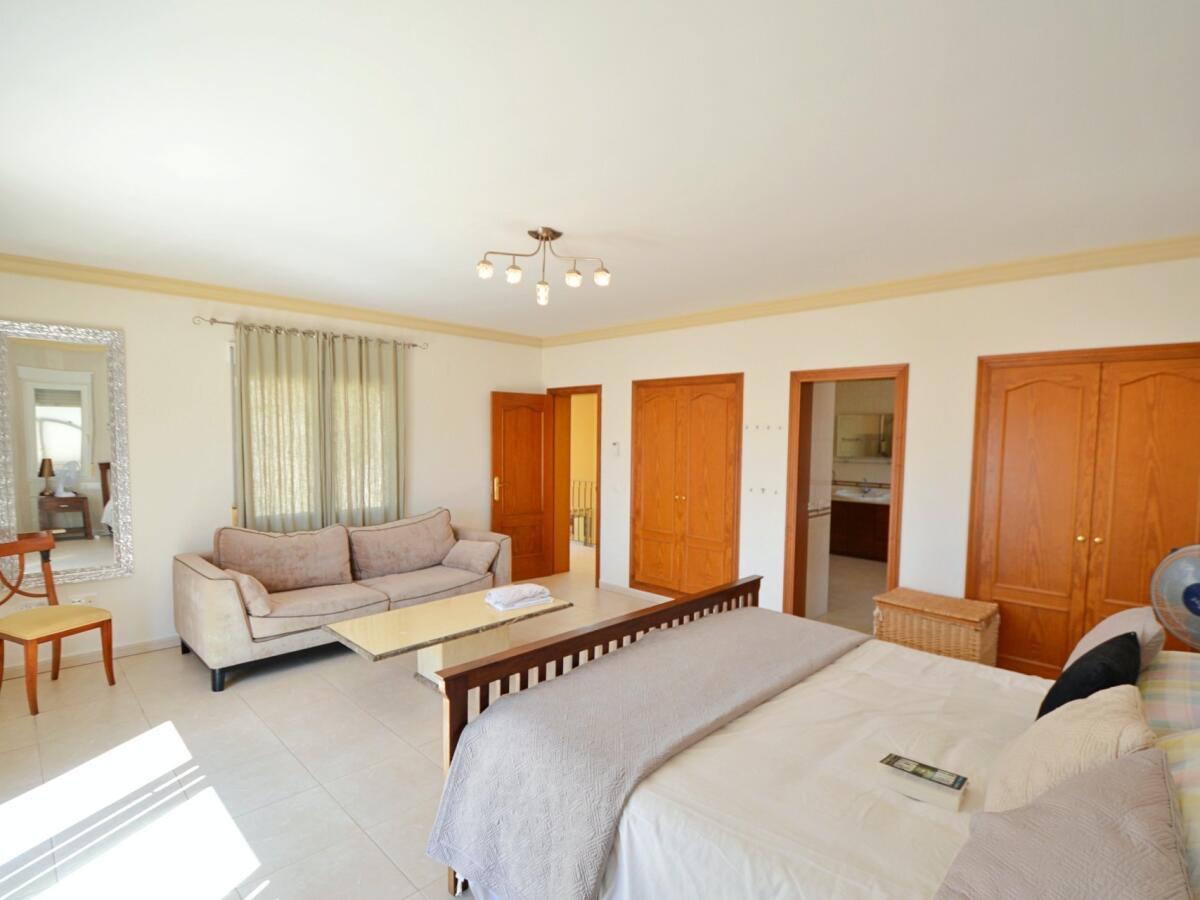 Villa 4 Dormitorios en venta en Javea