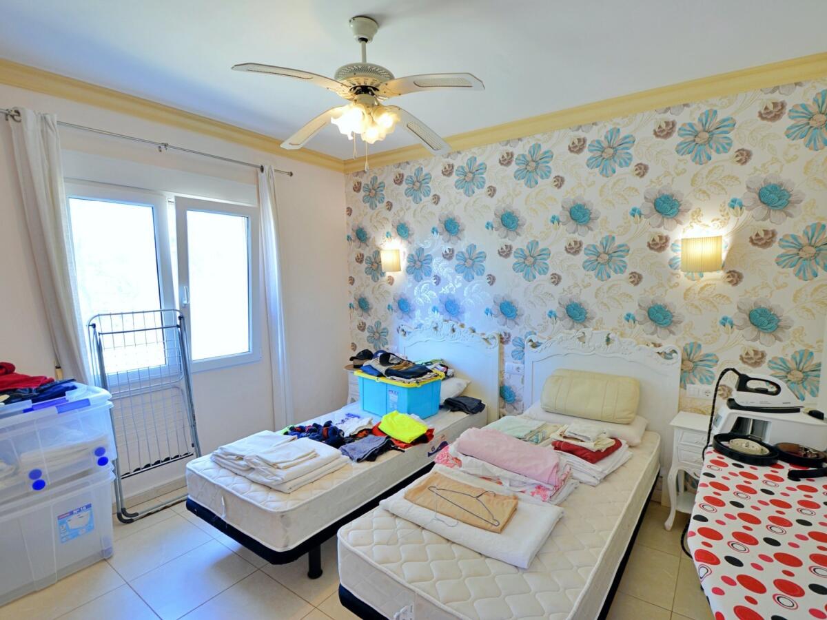 Villa 4 Dormitorios en venta en Javea