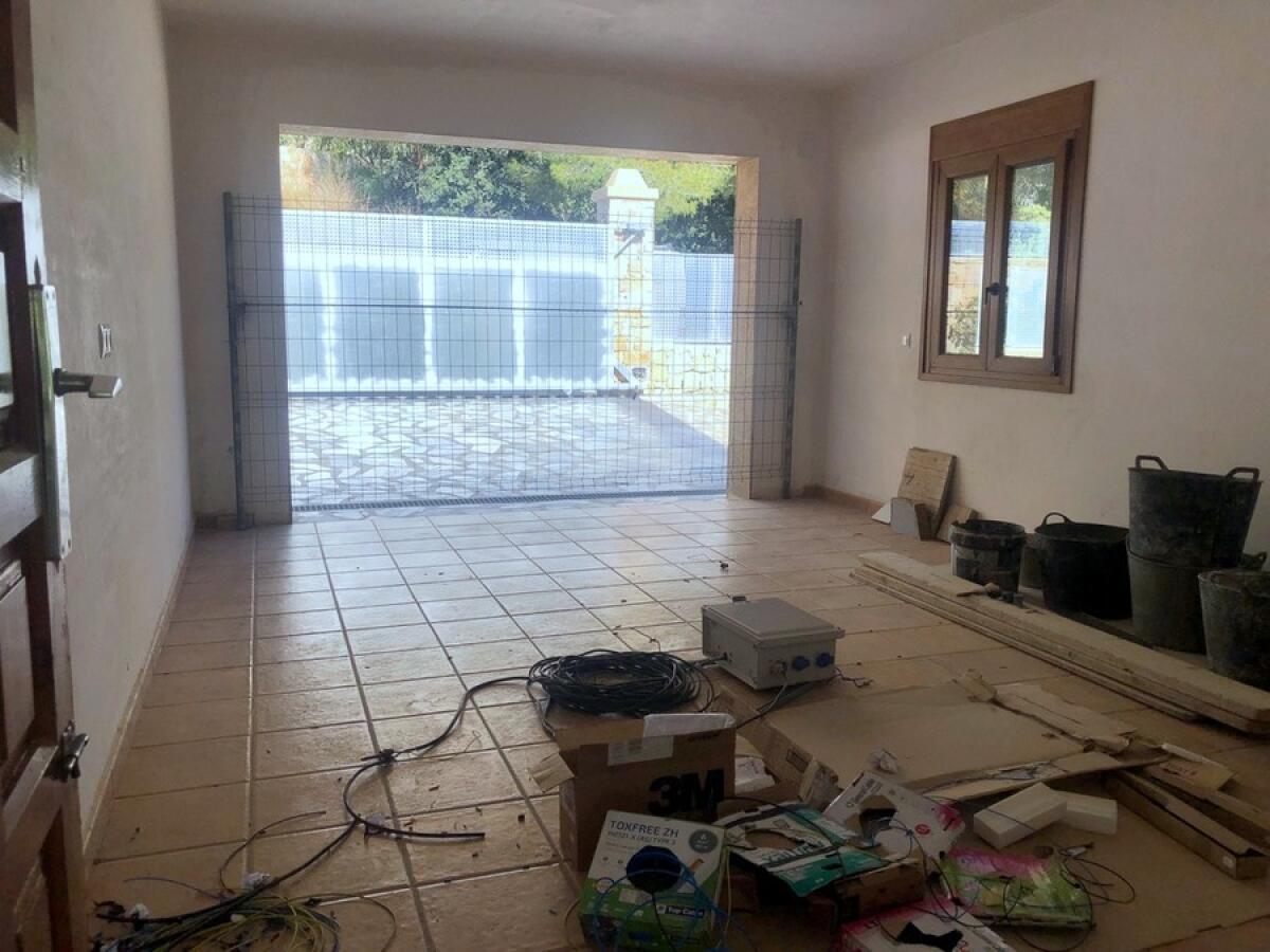 Villa 6 Dormitorios en venta en Javea