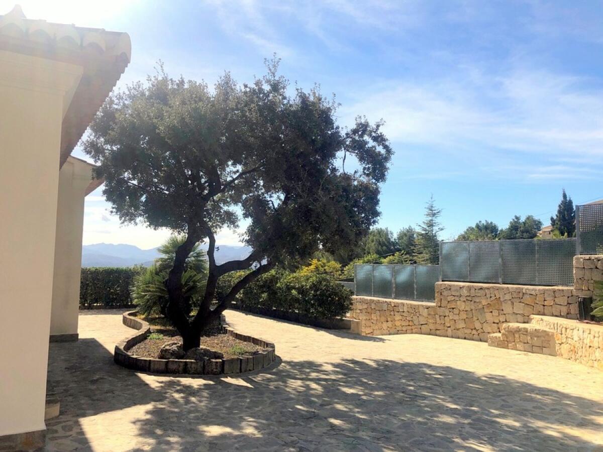 Villa 6 Dormitorios en venta en Javea