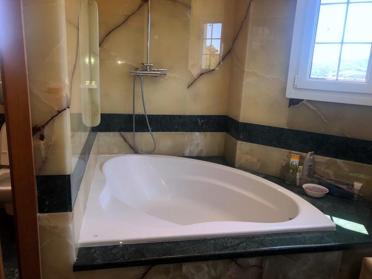 Villa 4 Dormitorios en venta en Javea