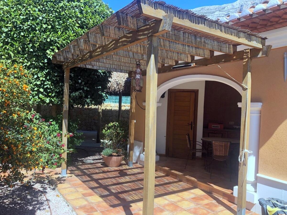 Villa 4 Dormitorios en venta en Javea