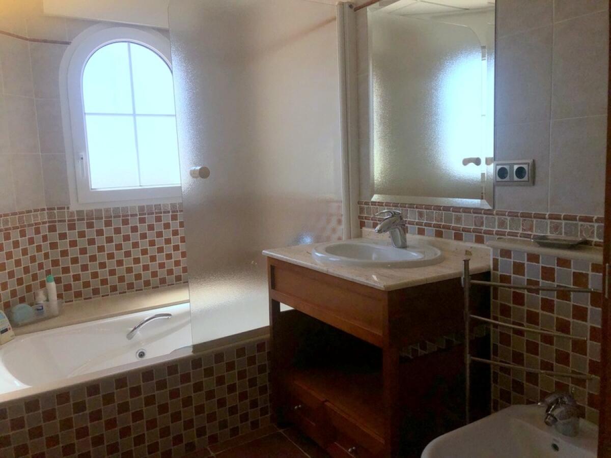 Villa 4 Dormitorios en venta en Javea