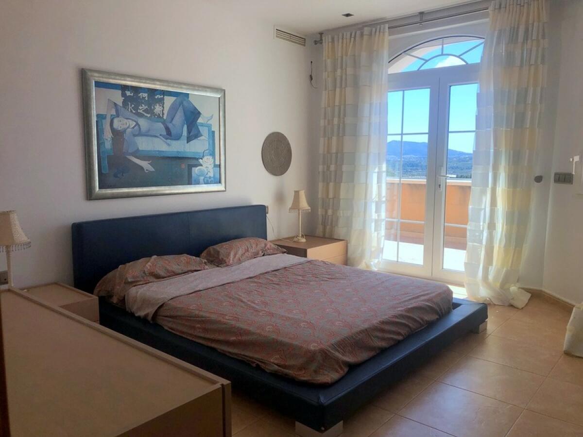 Villa 4 Dormitorios en venta en Javea