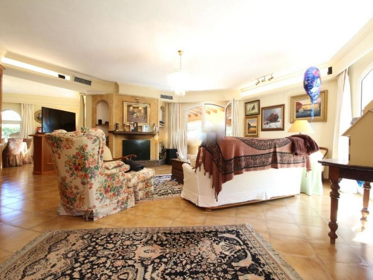 Villa 5 Dormitorios en venta en Javea