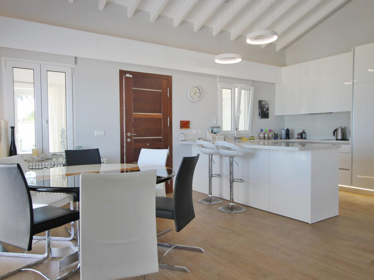 Villa 3 Dormitorios en venta en Denia
