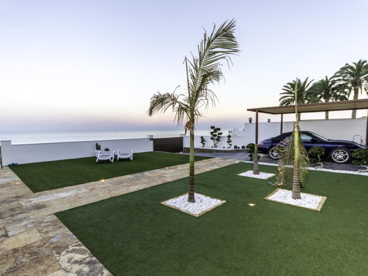 Villa 3 Dormitorios en venta en Denia
