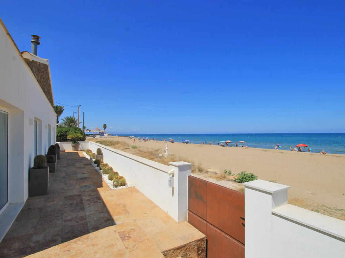 Villa 3 Dormitorios en venta en Denia