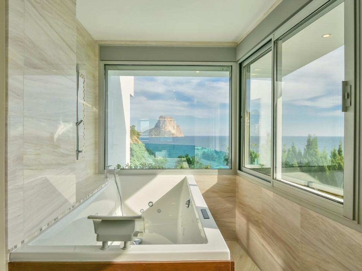 Villa 3 Dormitorios en venta en Calpe