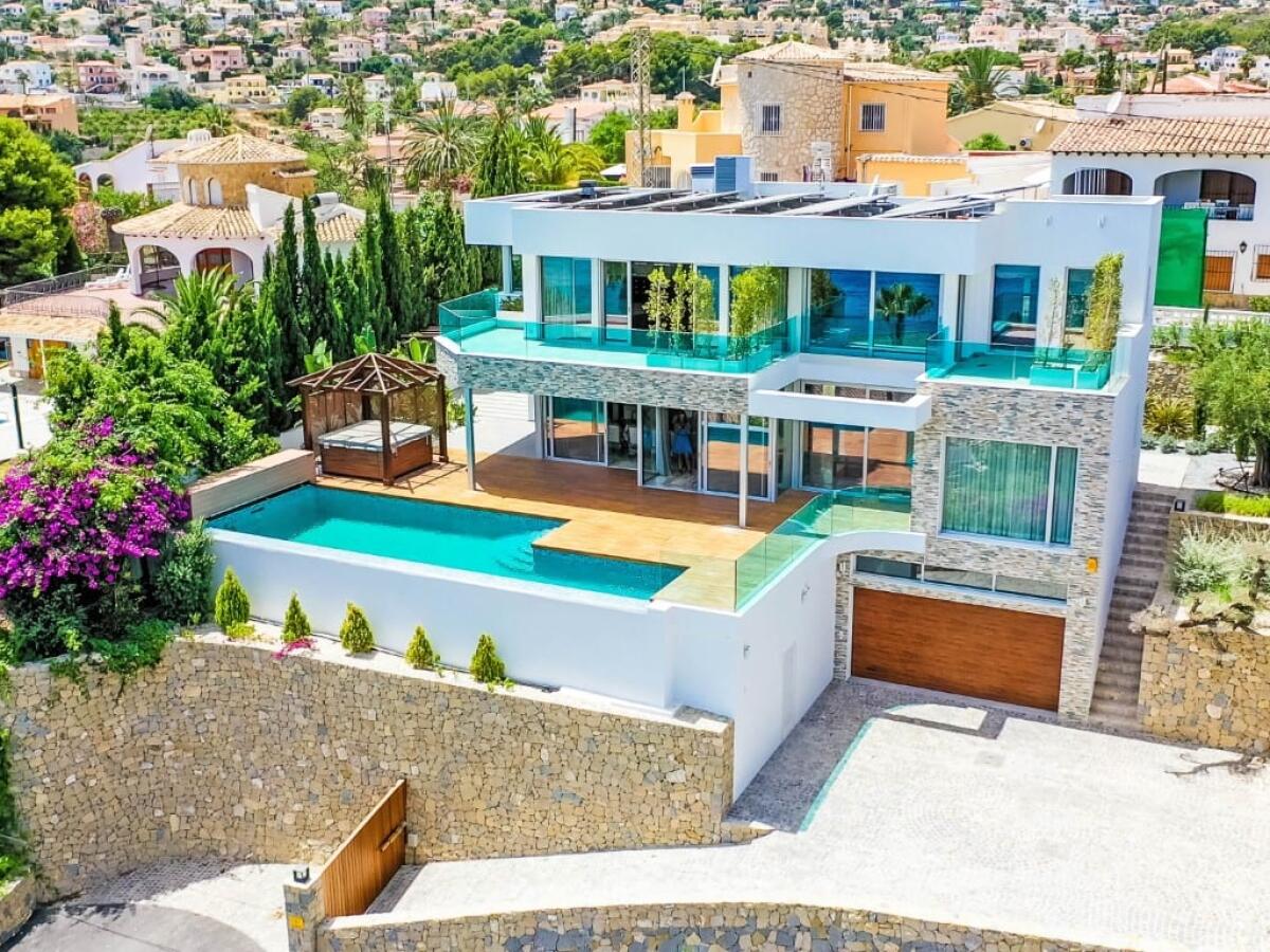 Villa 3 Dormitorios en venta en Calpe