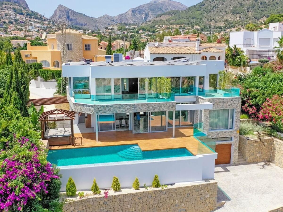 Villa 3 Dormitorios en venta en Calpe