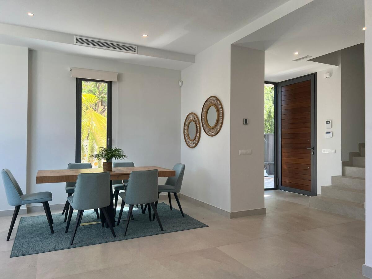Villa 4 Dormitorios en venta en Calpe