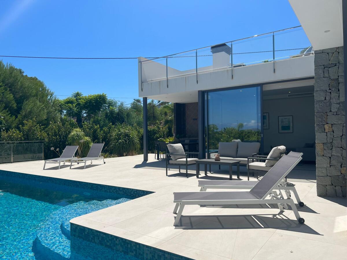 Villa 4 Dormitorios en venta en Calpe