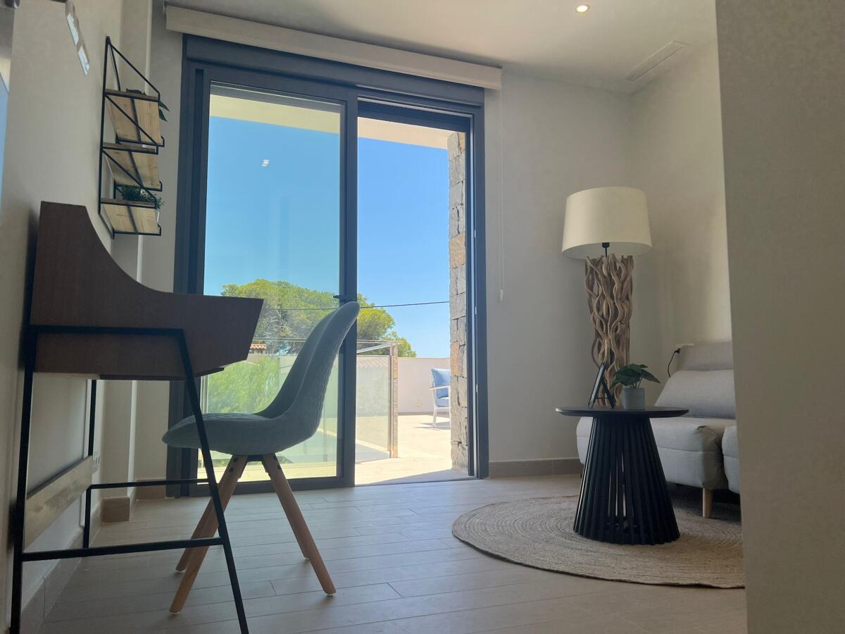 Villa 4 Dormitorios en venta en Calpe