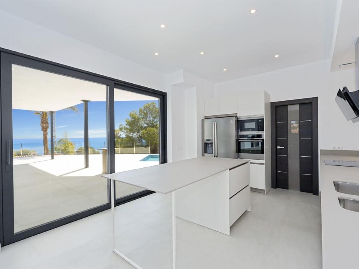 Villa 5 Dormitorios en venta en Calpe