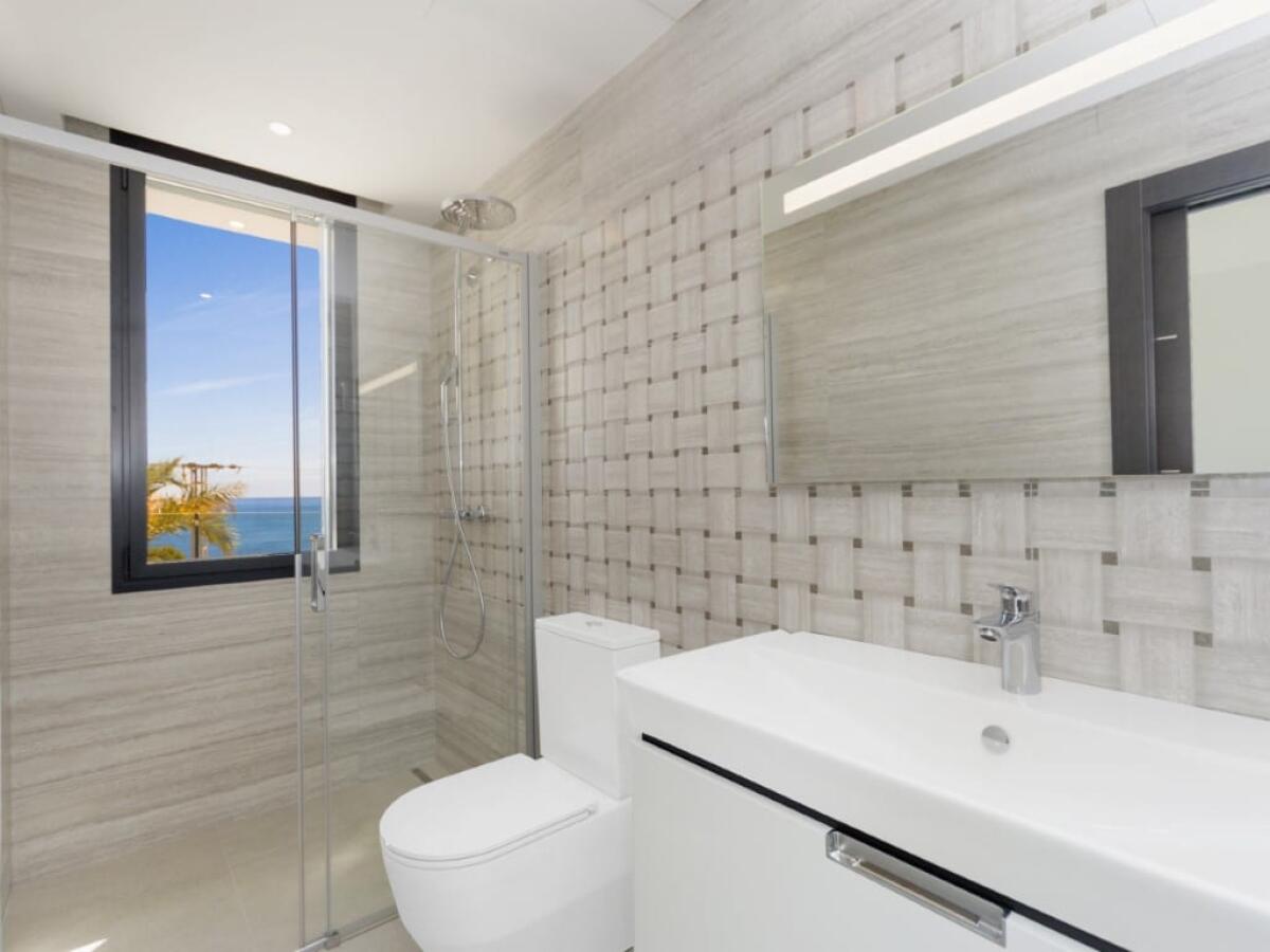 Villa 5 Dormitorios en venta en Calpe