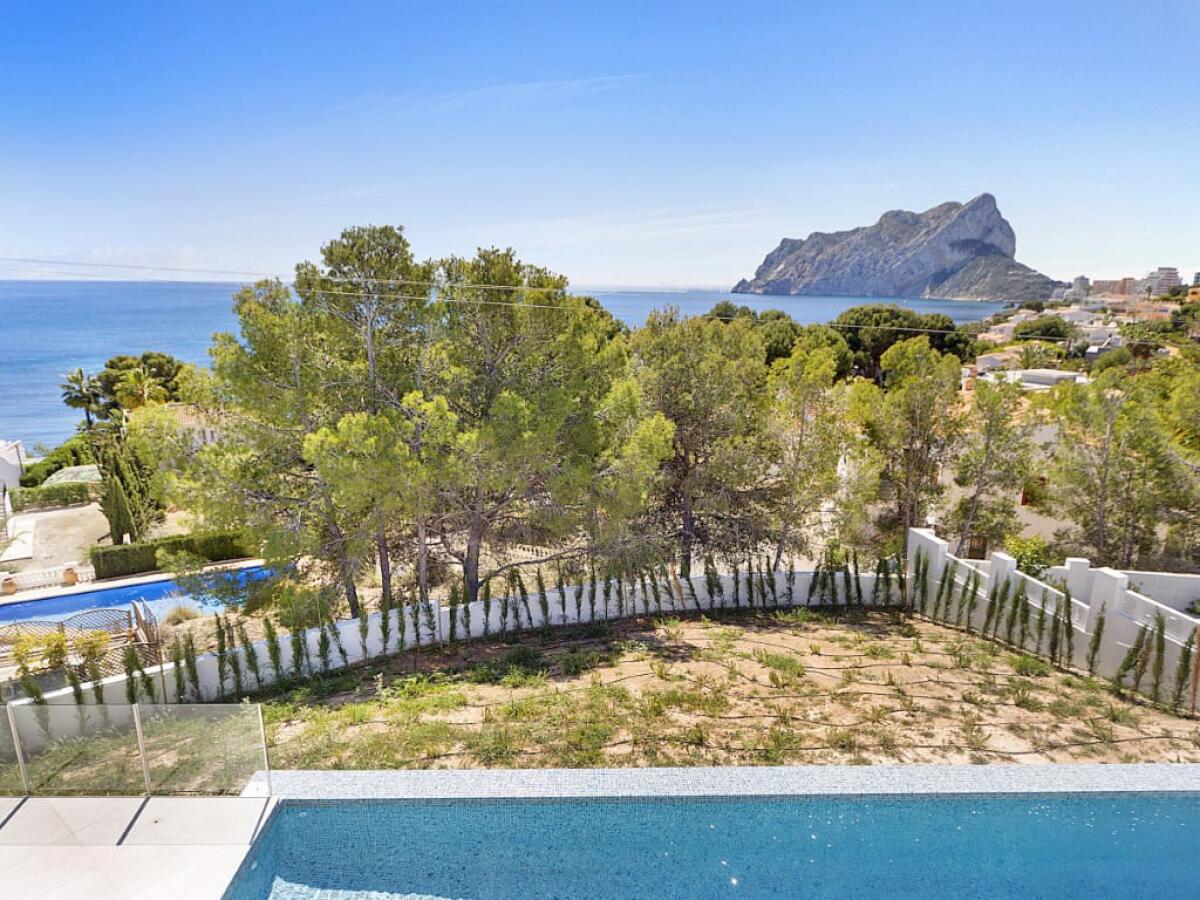 Villa 5 Dormitorios en venta en Calpe