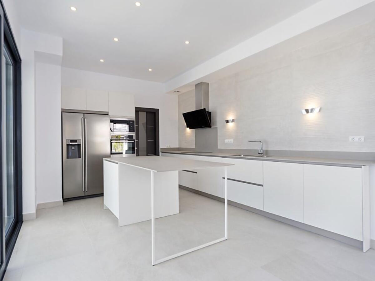 Villa 5 Dormitorios en venta en Calpe
