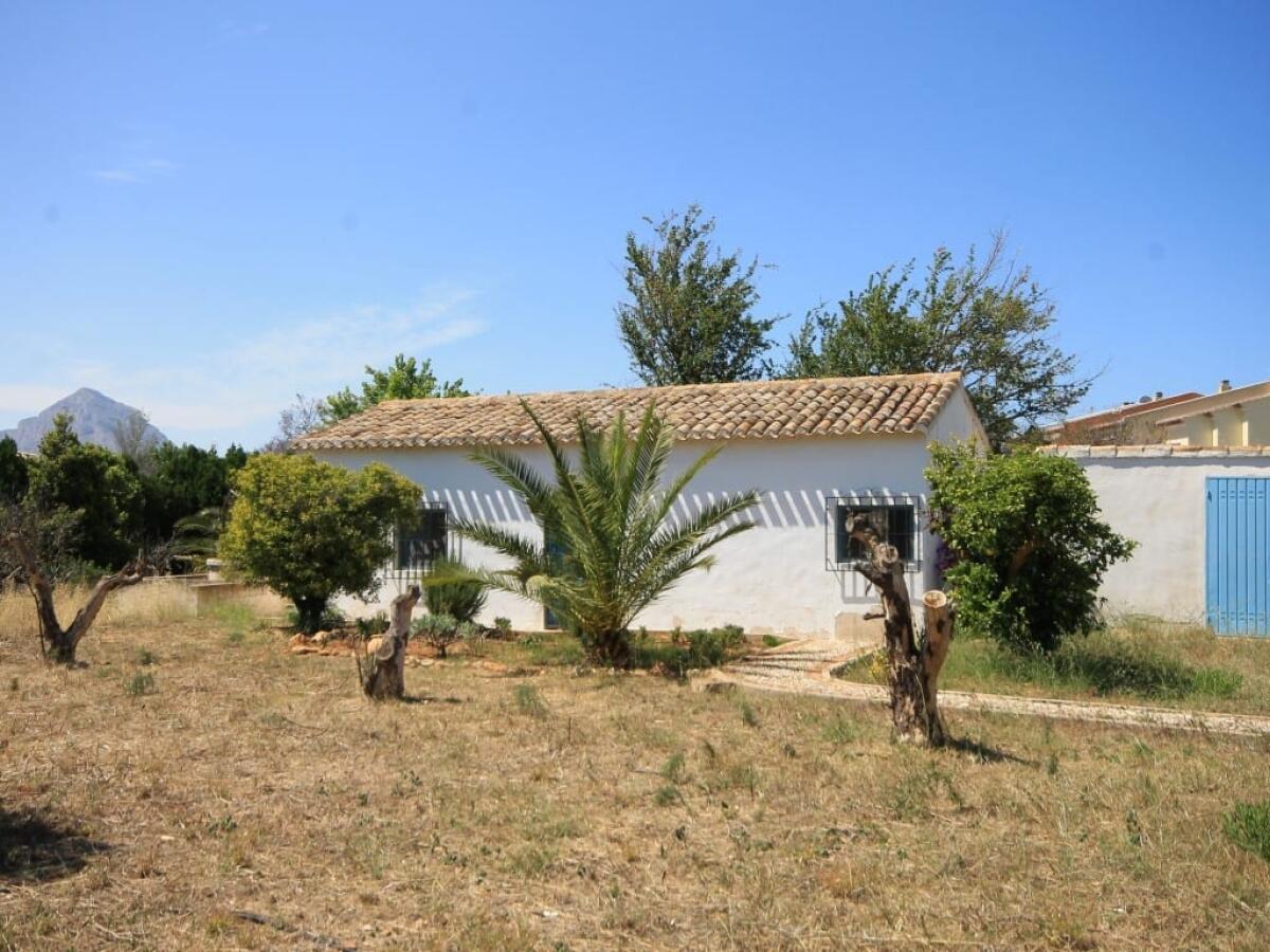 Comercial 5 Dormitorios en venta en Javea