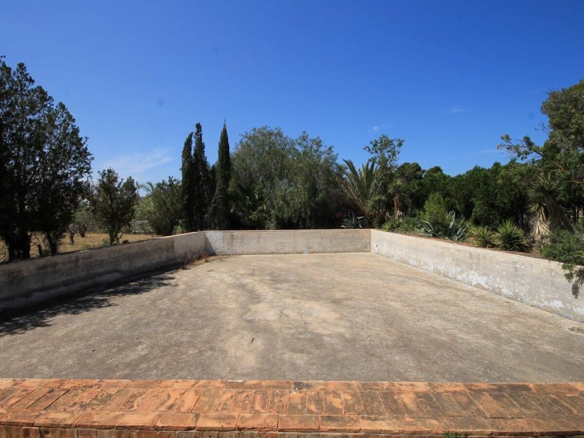 Comercial 5 Dormitorios en venta en Javea
