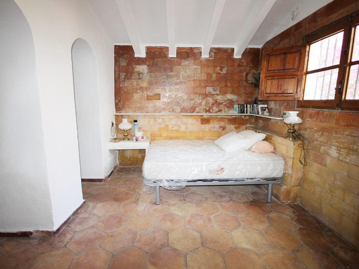 Comercial 5 Dormitorios en venta en Javea
