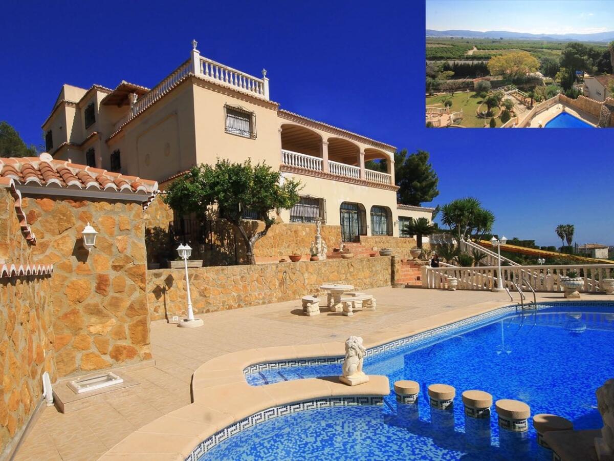 Villa 7 Dormitorios en venta en Gandia
