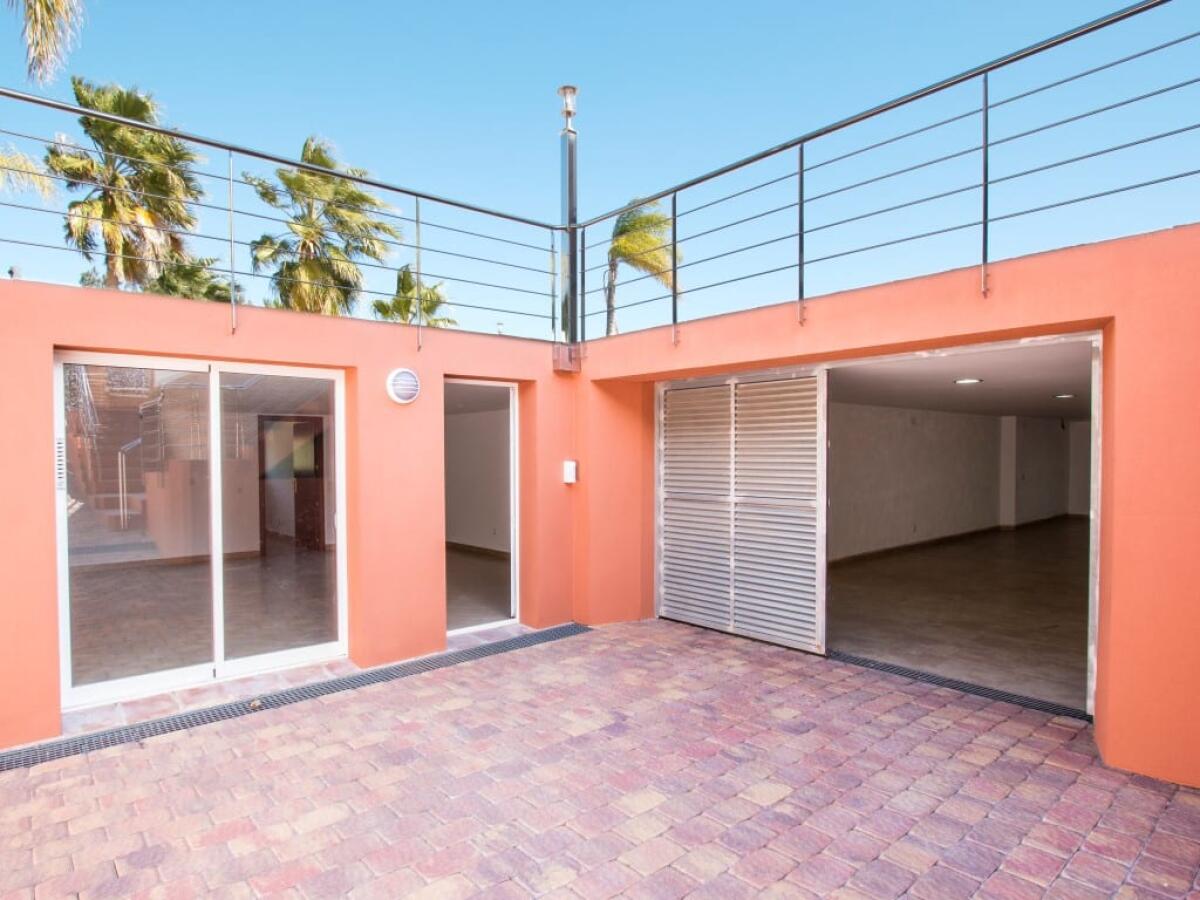 Villa 4 Dormitorios en venta en Javea