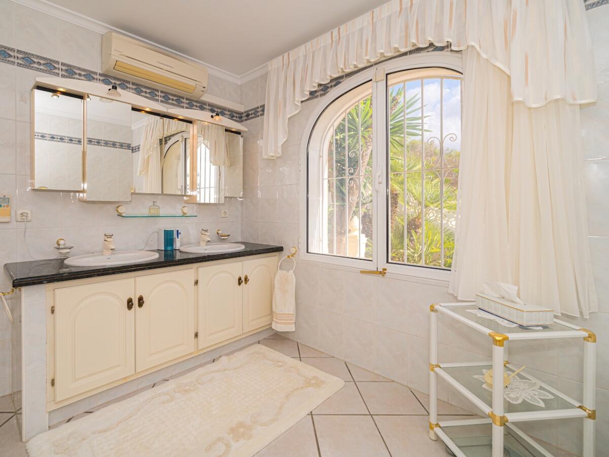 Villa 4 Dormitorios en venta en Moraira San Jaime