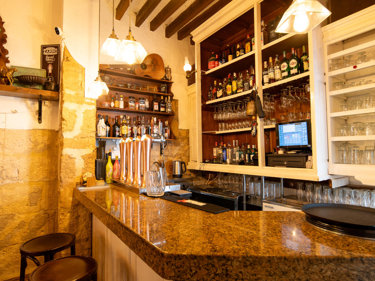 Casa adosada 10 Dormitorios en venta en Javea Casco antiguo